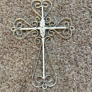 Elegant Cream Metal Wall Cross